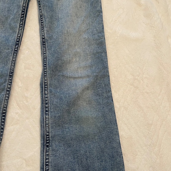 Abercrombie Kids faded jeans Low Rise Boot Size: 11/12 Long - Picture 2 of 6